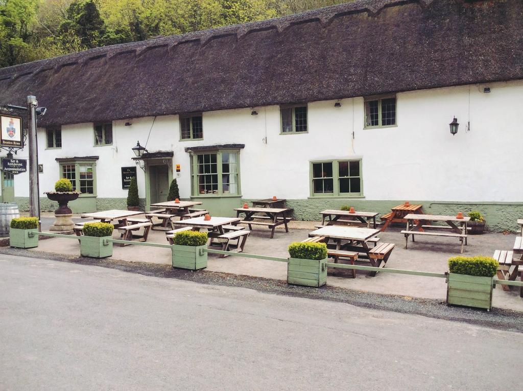 Hambro Arms Hotel Milton Abbas Ngoại thất bức ảnh