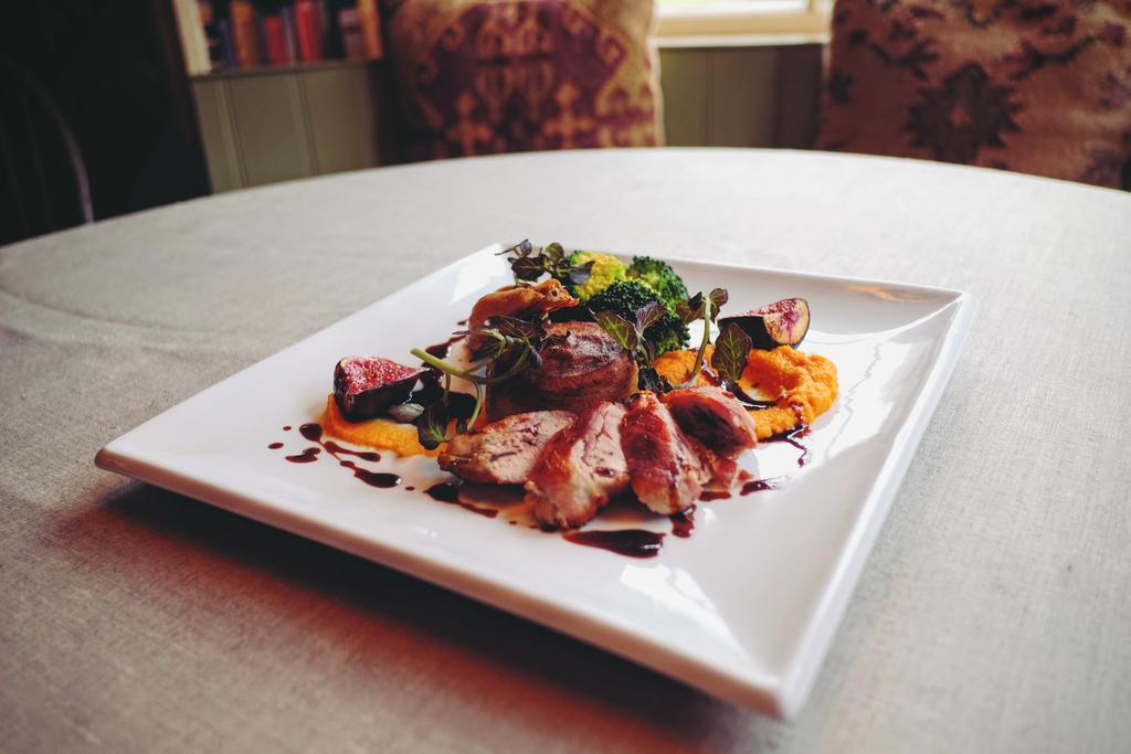 Hambro Arms Hotel Milton Abbas Ngoại thất bức ảnh